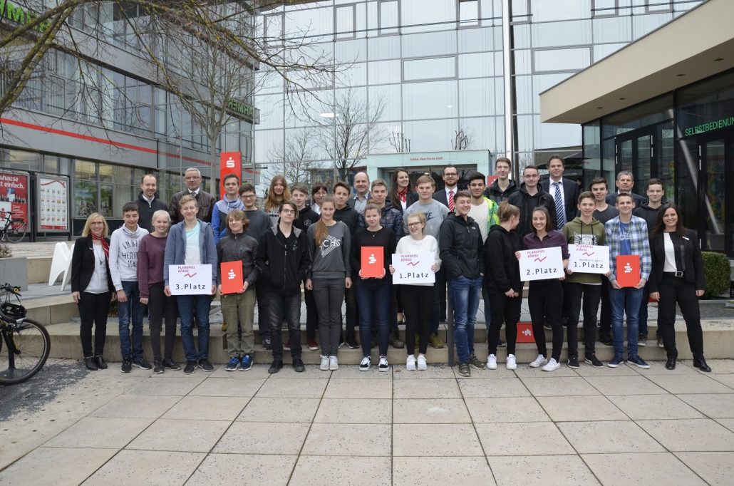 Gruppe Aus Der 10 C Gewinnt Beim Planspiel Borse Stadtische Wirtschaftsschule